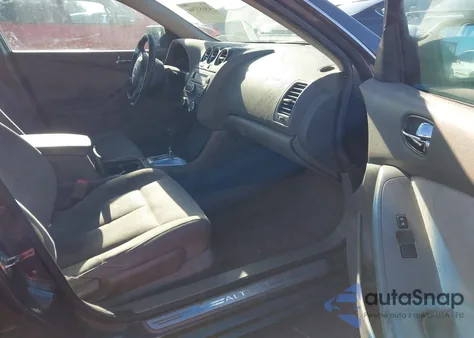 2011 Nissan Altima 2.5 S from USA, damaged, VIN 1N4AL2AP5BN511685